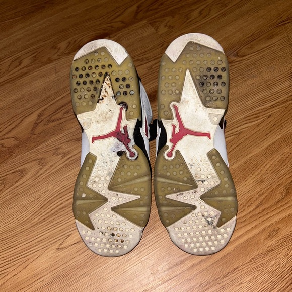 Jordan 6 - Picture 3 of 3